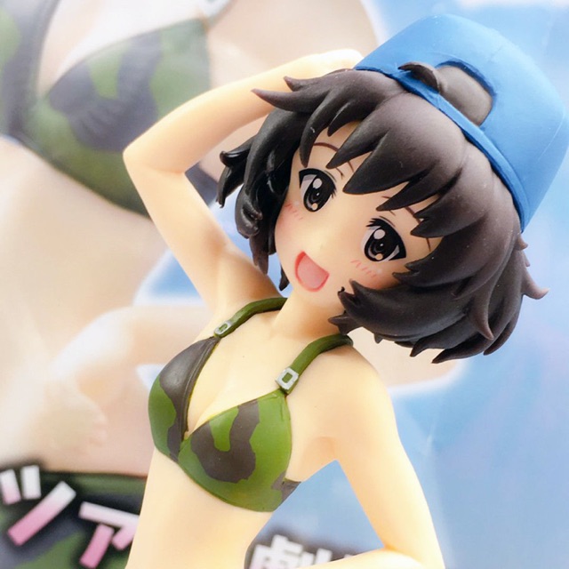 Girls und Panzer - Premium Summer Beach Figure "Yukari Akiyama”