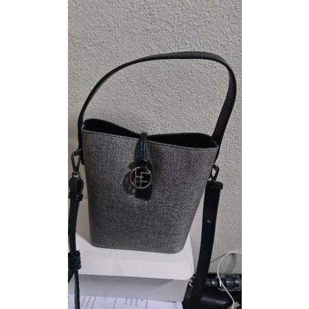 กระเป๋าสะพานFOFของแท้