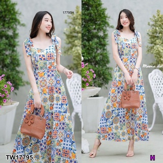 MM17795 เดรสยาวผูกไหล่ 2 ข้าง ลายกระเบื้อง Long dress, tied on the shoulders, 2 sides, tile pattern ..