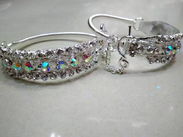 CLOVE BRACELET******