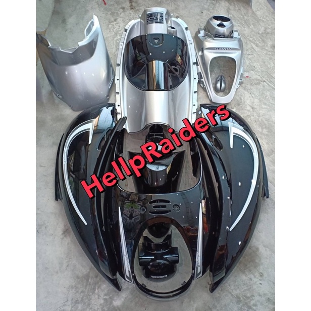 ชุดสี สกู้ปปี้ ไอ ตัวแรก เฟรม Honda scoopy i old model รถปี 2553-2554 ครบชุด 15 ชิ้น สีเทาควันลายR