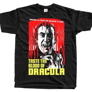 เสื้อยืดผ้าฝ้าย พิมพ์ลายโปสเตอร์สยองขวัญ The Blood Of Dracula V3 คุณภาพสูง สําหรับวัยรุ่น และฟิตเนสสามารถปรับแต่งได้