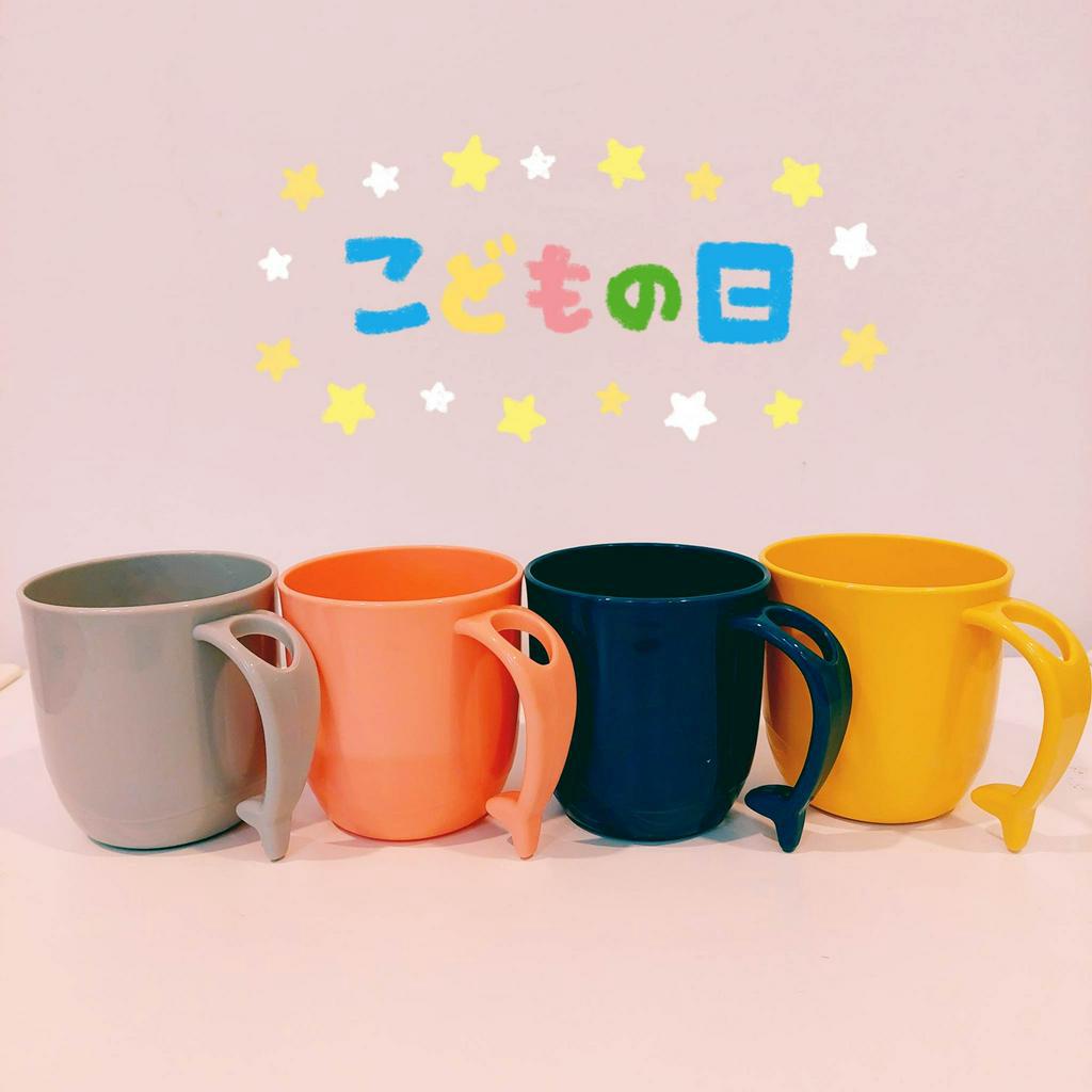 แก้วใส่น้ำมีที่เก็บแปรงสีฟัน D030