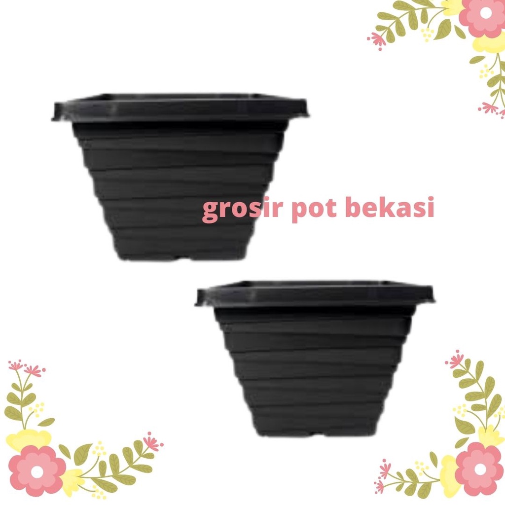 M0ZAIK 21 หม้อพลาสติกสีดําสําหรับหม้อ KANGA 21MOZAIK 21 สีดํา