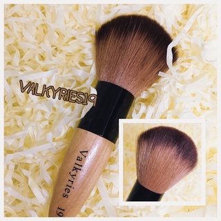 แปรงแต่งหน้า วาคีรี่ ด้ามไม้ Valkyries brush wood #19