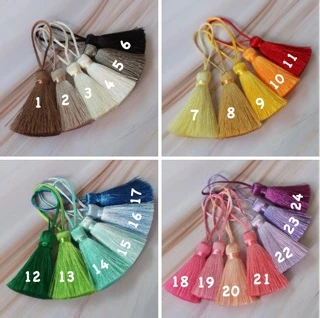 พู่ห้อย ขนาด 4 เซนติเมตร (1ชิ้น)