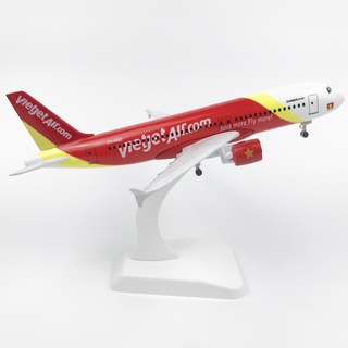 โมเดลเครื่องบิน Vietjet A320  มีล้อ และขาตั้งโชว์ สวย ลำใหญ่ ขนาด 20 ซม. ทำด้วเหล็กอัลลอย - ของขวัญ ของสะสม ของตั้งโชว์