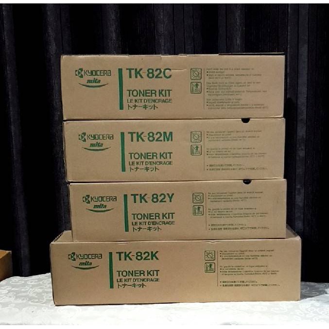 Original Kyocera TK-82 Bk,TK-82 C, TK-82 M,TK-82 Y หมึกโทนเนอร์ แท้ ชุด 4 สี FS-C8000 / 8008N / 830C