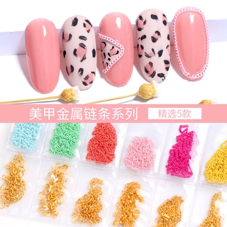 เครื่องประดับโซ่โลหะสีแดงสไตล์ญี่ปุ่นสําหรับตกแต่งเล็บ 6 ช่อง