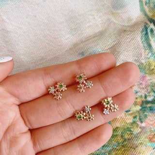 Gails EFK473 Three Flowers Studs