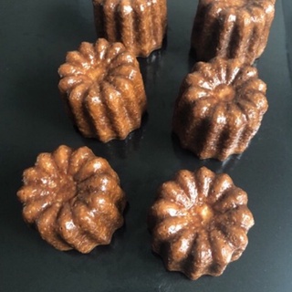 คานาเล่/ กาเนอเล่ - Canelé de Bordeaux