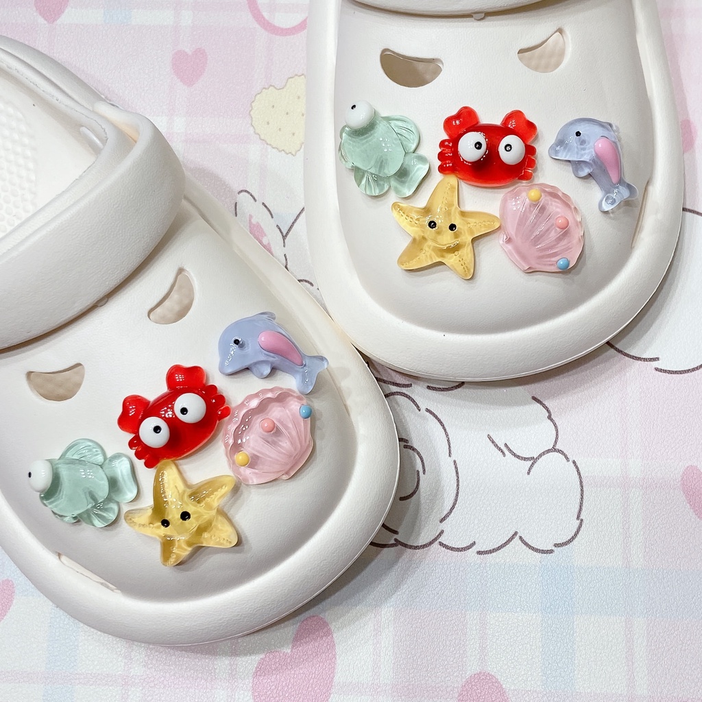 10 ชิ้น ocean Fish การ์ตูน DIY clog Charms แฟชั่นรองเท้าเด็กอุปกรณ์เสริมโปร่งใส series ของขวัญ