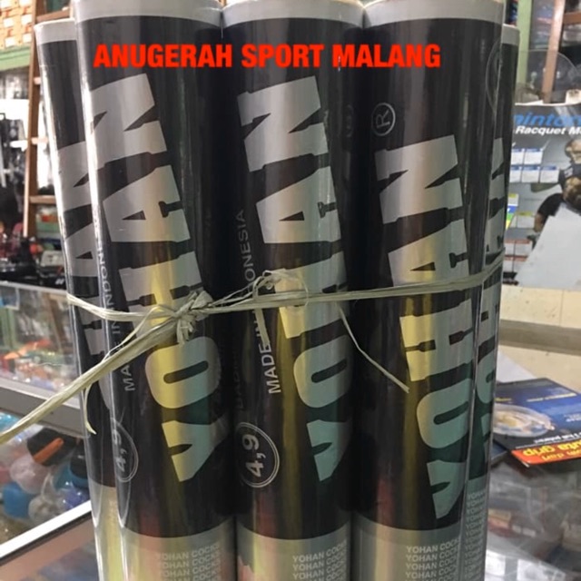 ลูกขนไก่แบดมินตัน Yohan สีดํา