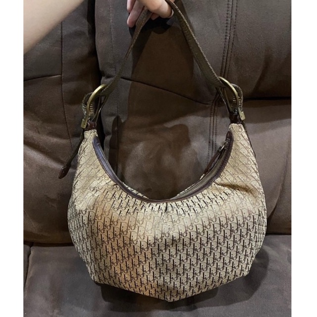 Dior monogram shoulder bag ของแท้ กระเป๋าแบรนด์เนม มือสอง สะพายไหล่
