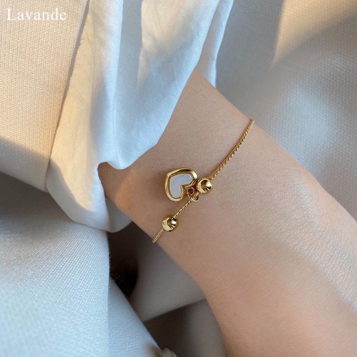 [LAVANDE] เวอร์ชั่นเกาหลี Simple Love Heart ดึงสร้อยข้อมือหญิงฤดูร้อนแฟชั่นเชลล์สร้อยข้อมือสไตล์ใหม่อารมณ์ ins Niche Design เหล็กไทเทเนียม C8ZX