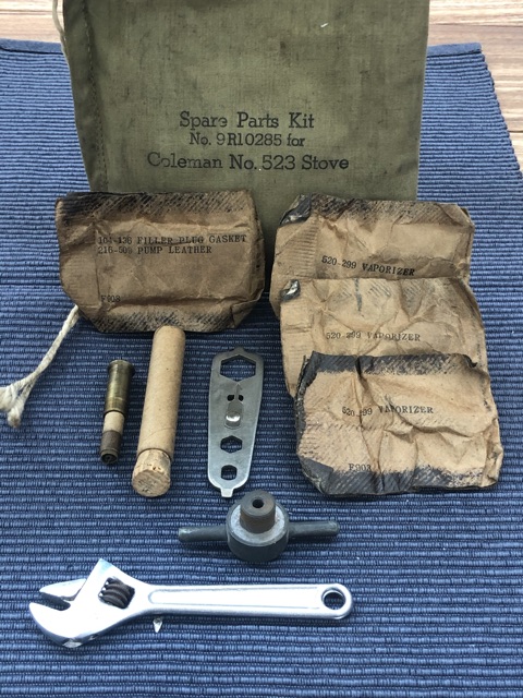 ชุด Spare Part Kit เตา 523 ประแจ หนังสูบ ท่อเจน ฝาถัง เตา ทหาร Vintage Coleman 523 อะไหล่ สำรอง ฝาถั