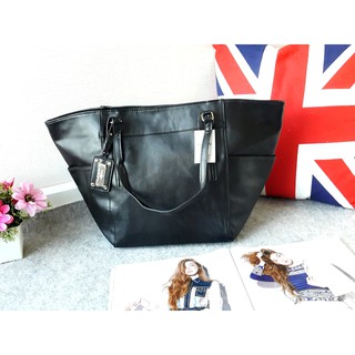 กระเป๋า Mango Leather Tote Bag หนังคลาสิค