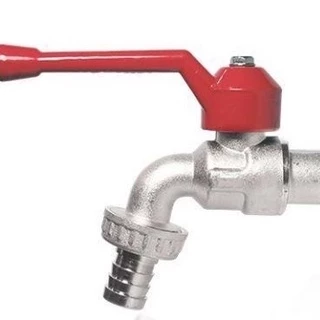 BAANHARDWAREก๊อกสนาม ก๊อกบอลสนามด้ามแดง 1/2" 4หุน (ปากสนาม) MA-E-005
