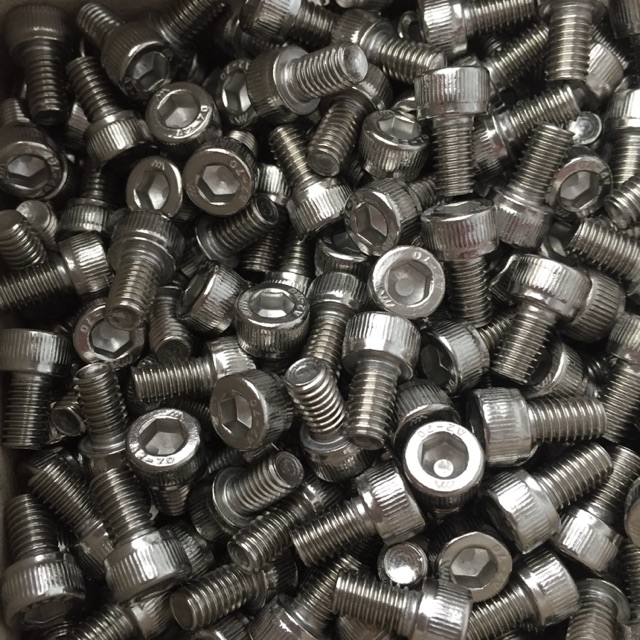 สกรูหัวจมสแตนเลส 304 M6-M8/(10ตัว)