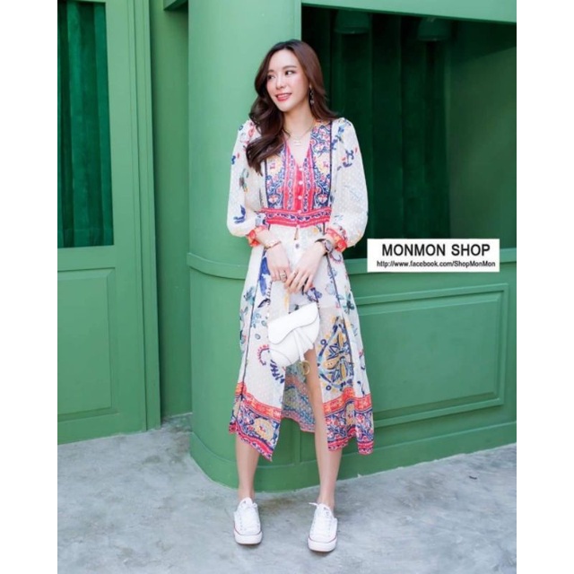 MONMON SHOP 👗MON5549
เสื้อคลุมสไตล์โบฮีเมี่ยน แต่งกระดุมหน้าเนื้อผ้าพริ้วใส่สบายสุดๆ