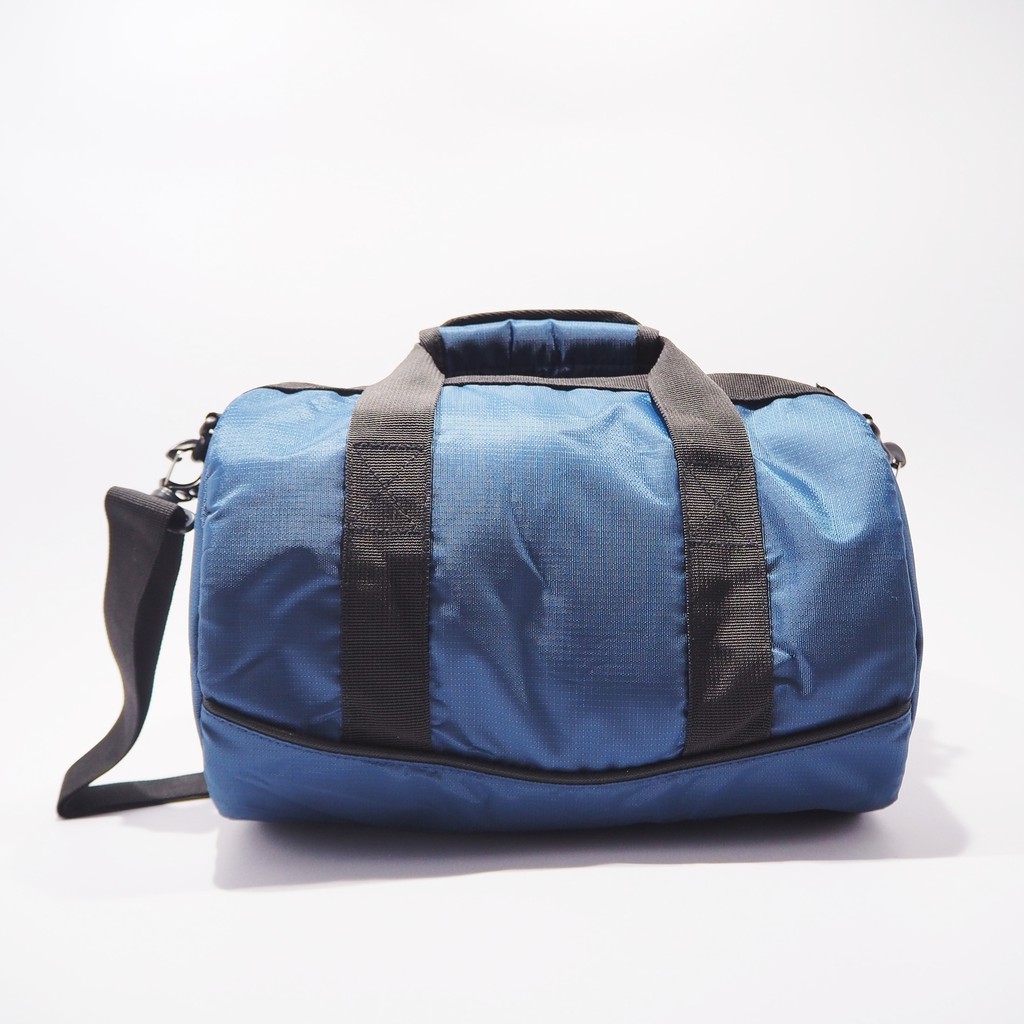 CONVERSE กระเป๋าสะพายข้าง DUFFLE RUNNING 2.0