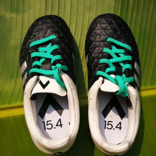 รองเท้าสตั๊ด รองเท้าฟุตบอลเด็ก Adidas ของแท้ 100% Football shoes