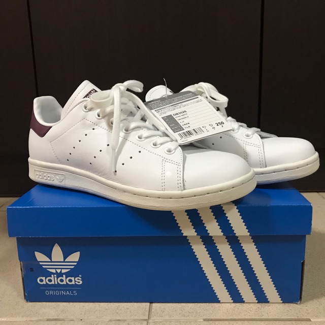 db3526 adidas