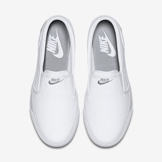 Nike toki slip on แท้ 100%