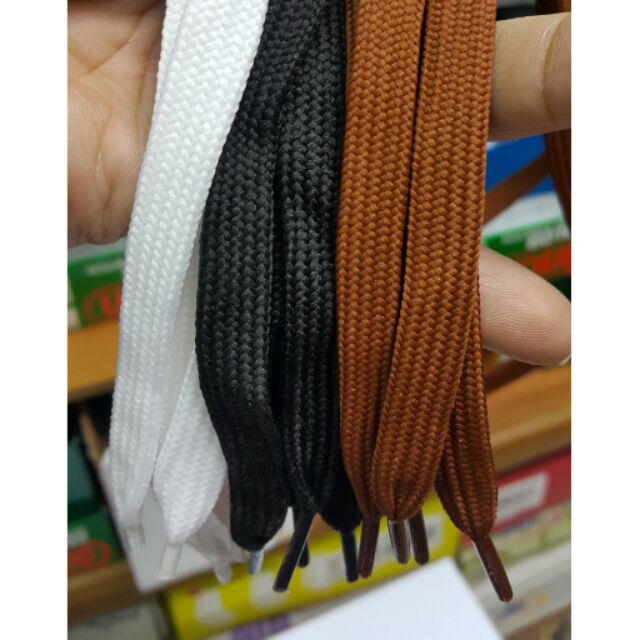 เชือกรองเท้านักเรียน