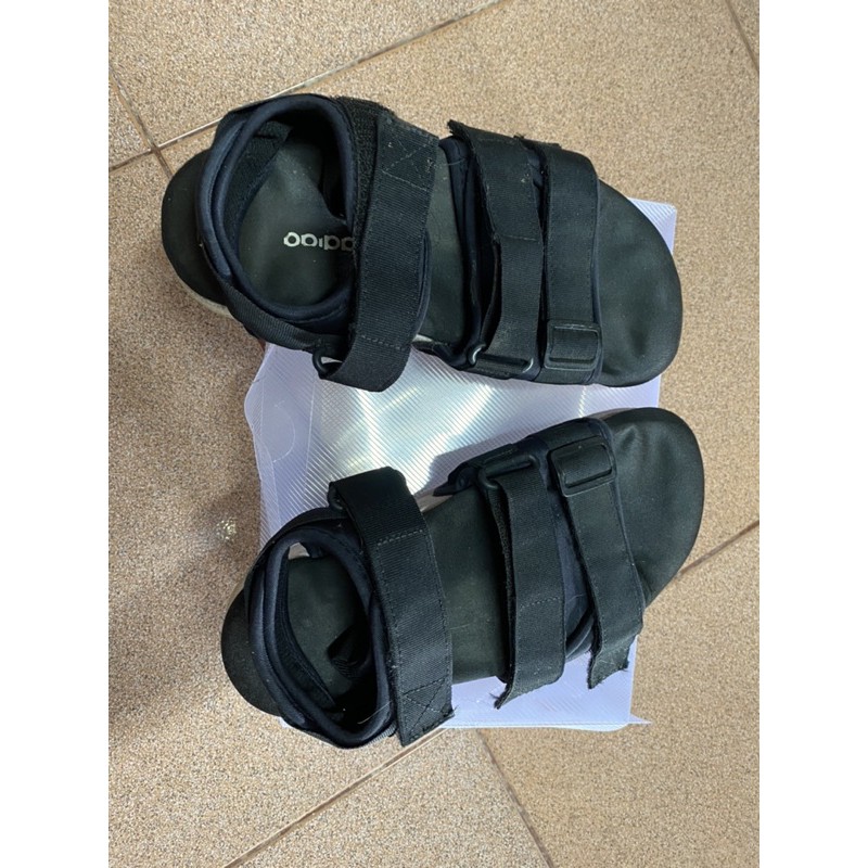 adidas sandal adilette ของแท้รองเท้ามือสอง ตามสภาพครับผม