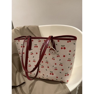 💥Cherry Maruko Tote กระเป๋าไหล่หญิง 2022 ฤดูร้อนอินเทรนด์วิทยาลัยนักเรียนกระเป๋านักเรียนกระเป๋าเดินทางแฟชั่นญี่ปุ่นและเ