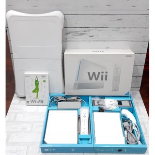 เครื่อง Nintendo Wii เล่นแท้ งานกล่อง หม้อแปลงแท้เสียบไฟไทยได้ + Wii Fit + แผ่นแท้ Wii Fit + แผ่นเกมแท้ 10แผ่น พร้อมเล่น