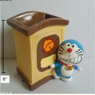 ที่เสียบปากกา อุปกรณ์เครื่องเขียน ลาย โดเรม่อน (Doraemon) ขนาดสูง 5นิ้ว