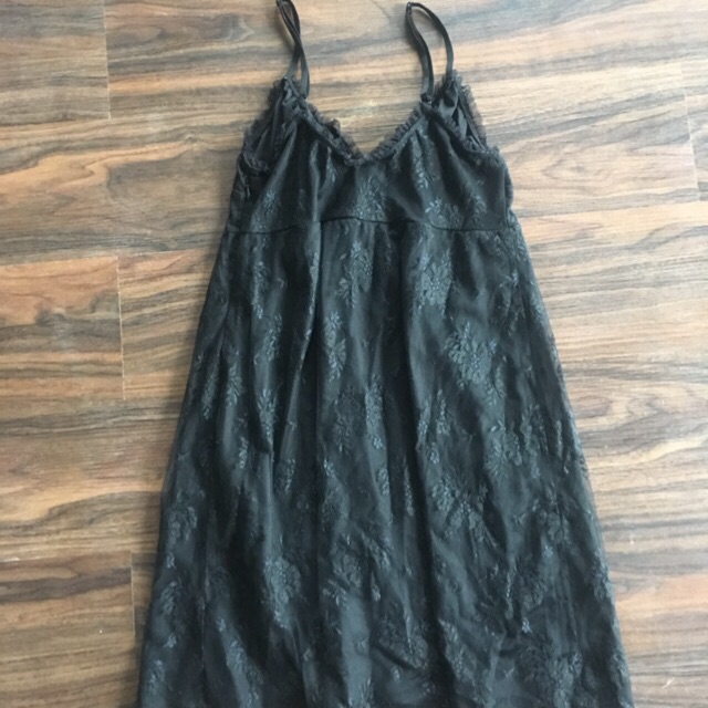 ชุดลูกไม้แบรนด์ Kookai