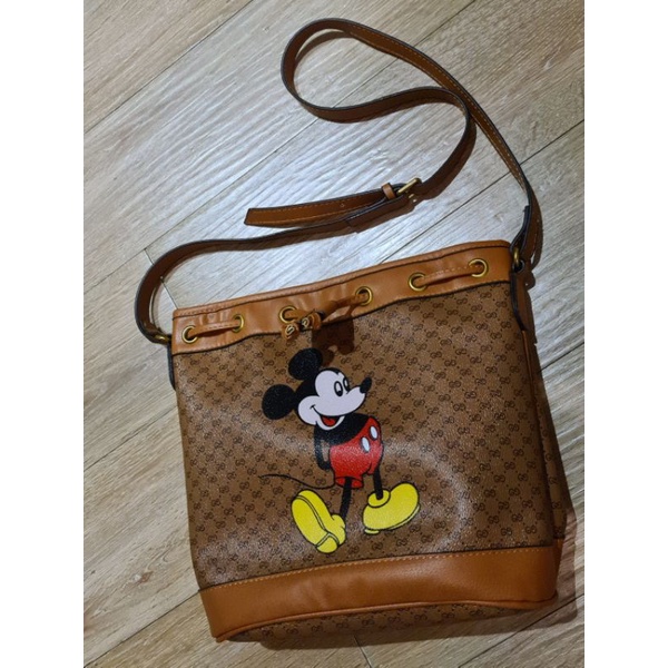 กระเป๋าสะพายข้าง กระเป๋าถือ Gucci กุชชี่  หนังสีน้ำตาล / Gucci x Mickey Mouse Bag - มือสอง