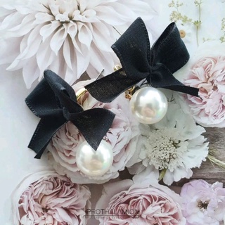 Black Ribbon with Pearl Silver Earrings ต่างหู ตุ้มหู มุก โบว์ ริบบิ้น สีดำ ก้านเงิน แท้ คนแพ้ง่ายใส่ได้