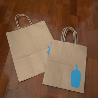 ถุงกระดาษร้าน blue bottle coffee