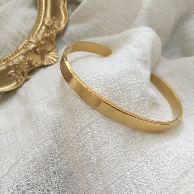 【Miss Lady】 S035  สร้อยข้อมือเหล็กไทเทเนียมแฟชั่นสำหรับสุภาพสตรี สร้อยข้อมือ กำไลข้อมือ ป้องกันอาการแพ้ 18K   ปรับได้  เคลือบทอง เครื่องประดับสำหรับสุภาพสตรี