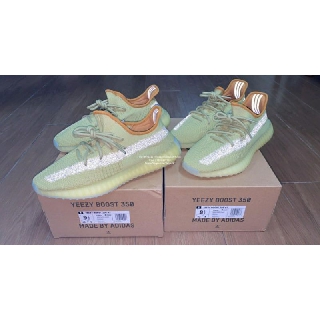 🌬ทางร้านจำหน่ายสินค้าลิขสิทธิ์แท้เท่านั้น💯🤓Yeezy Boost 350 V2 Marsh🔥รีเฟลคใหม่ สวยสะดุดตาสุดๆ💢สีนี้ไม่เข้าไทย