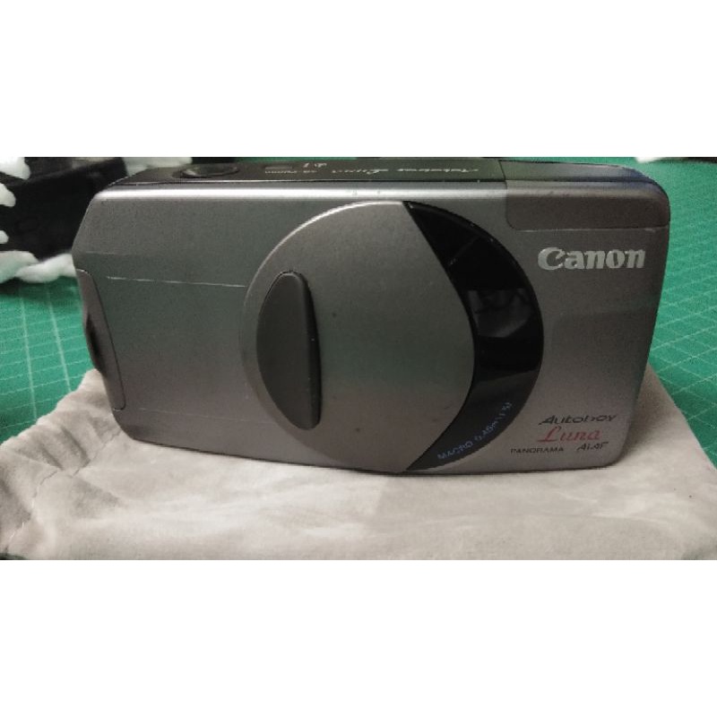 กล้องฟิล์มถ่ายรูป Canon  Autoboy Luna ใช้งานสมบูรณ์ครับ😃