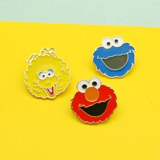 เข็มกลัด รูปการ์ตูนอนิเมะ Sesame Street Snoopy น่ารัก 8 แบบ เครื่องประดับ สําหรับเก็บสะสม ของขวัญให้เพื่อน