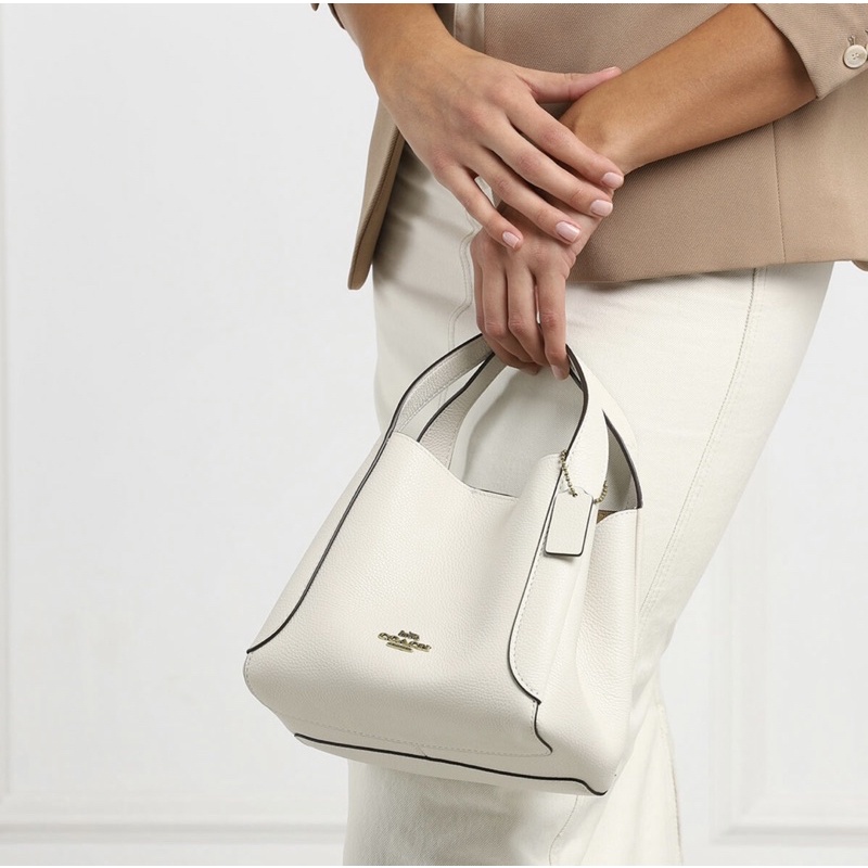 COACH Hadley Hobo 21 White