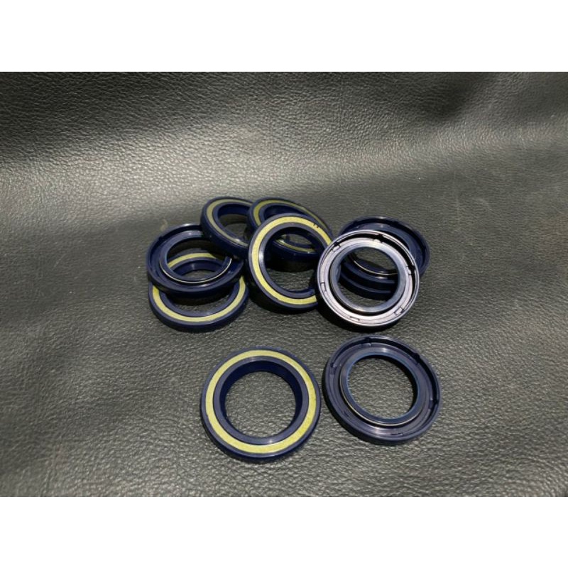 ซีลล้อหลังสําหรับ vespa super sprint excel Extreme spartan corteco รหัส 27/30.476 รายละเอียดเดิม ทนทาน ขายส่งขายปลีก
