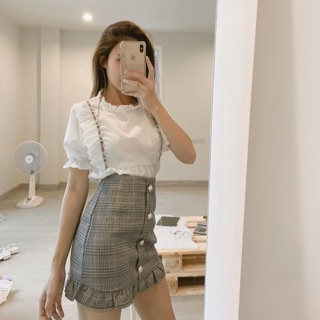 เสื้อแขนจั๊มตุ๊กตา ปีกระบาย ปักลาย