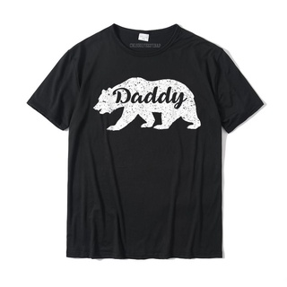 เสื้อยืดลําลอง ผ้าฝ้าย แขนสั้น พิมพ์ลาย Daddy Bear สไตล์วินเทจ สําหรับผู้ชายสามารถปรับแต่งได้