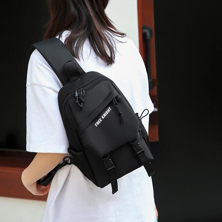 คําแนะนํา Freeknight กระเป๋าสะพายไหล่ผู้ชายวัสดุไนลอน USB ชาร์จกระเป๋าสะพายกันน้ํากระเป๋าหน้าอก TS70