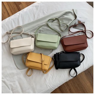 พร้อมส่ง!!!!!!! กระเป๋าสะพาย Demy bag ส่งฟรี เรียบๆแบบมีสไตล์