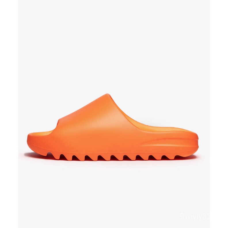 【ของแท้ 100 %】Adidas Yeezy Slide "Enframe" (สีส้ม) ของแท้ พร้อมส่ง! VEs7
