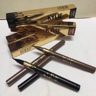 อายไลน์เนอร์ kylie waterproof liquid eyeliner.