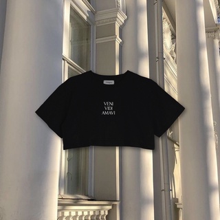 VENI VIDI AMAVI - Crop tee เสื้อครอป มินิมอล